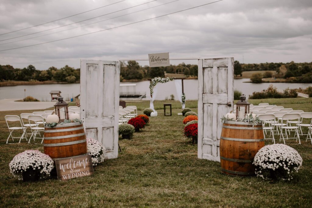 Beautiful outdoor wedding and event space overlooking Lawson City Lake in Lawson, Missouri